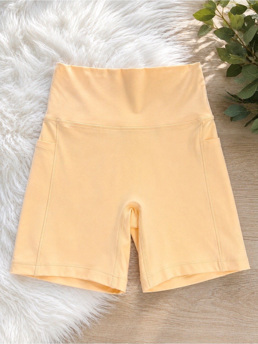 All in motion melon orange super flex ultra high rise 5" bike shorts NWT x